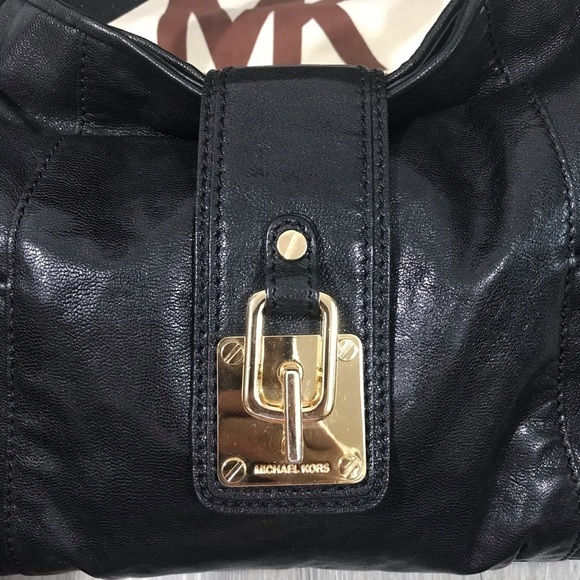 Michael Michael Kors Black Flap Over Shoulder Bag - Picture 6 of 16